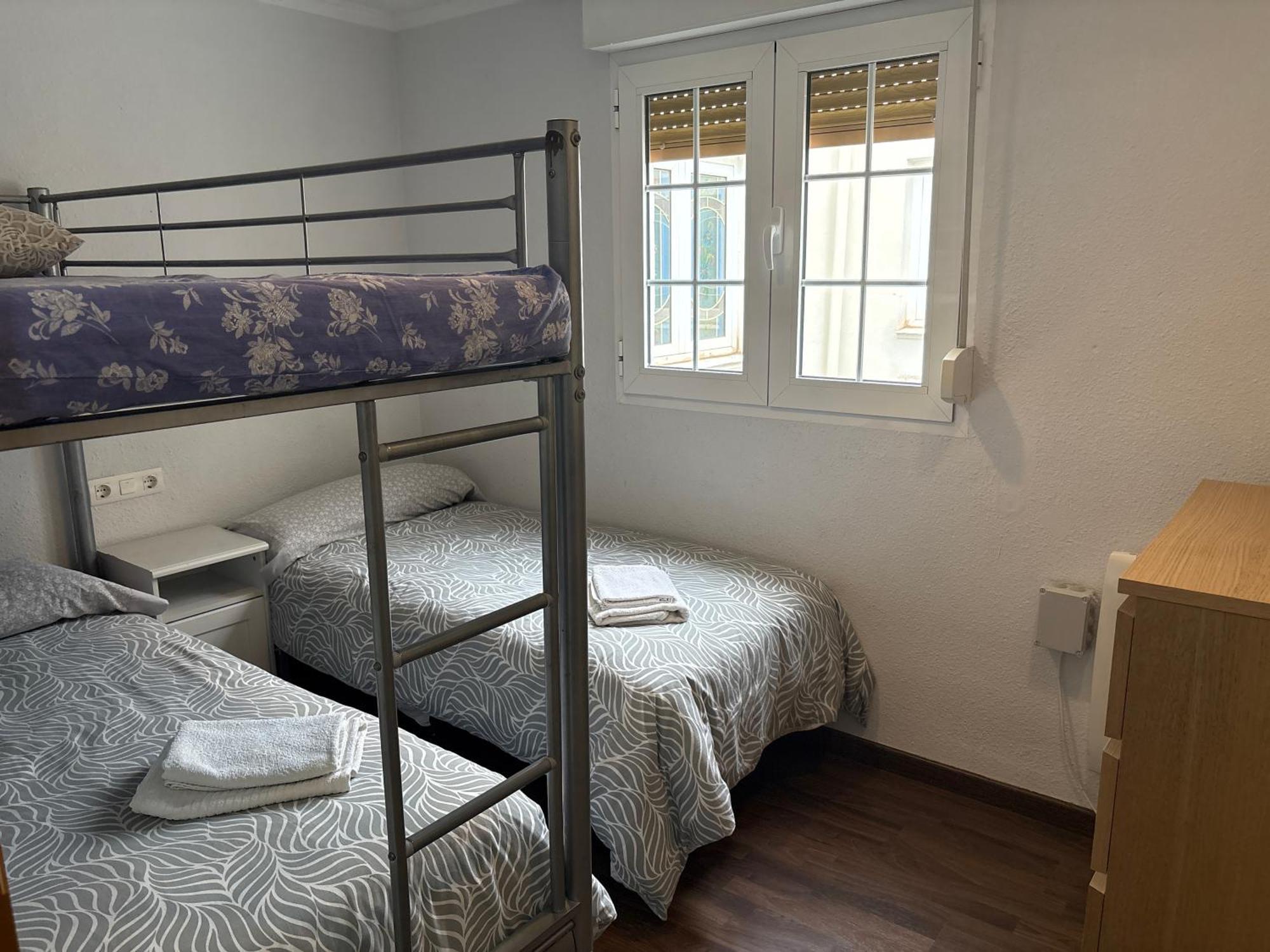 Apartamentos Centro Ciudad 2 Habitaciones 엘다 외부 사진