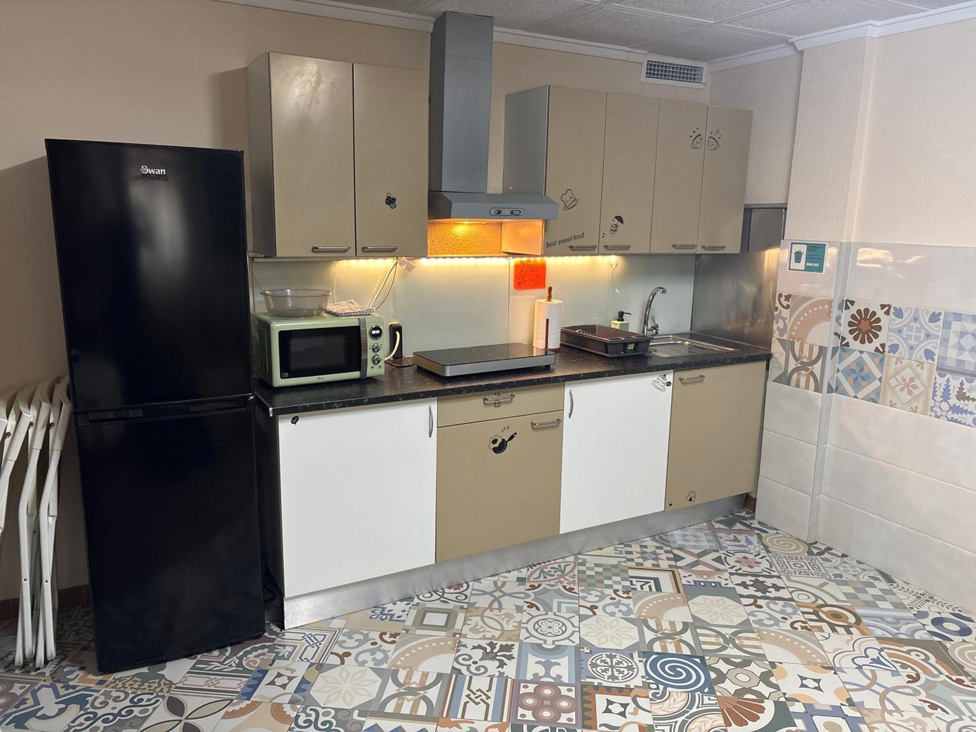 Apartamentos Centro Ciudad 2 Habitaciones 엘다 외부 사진